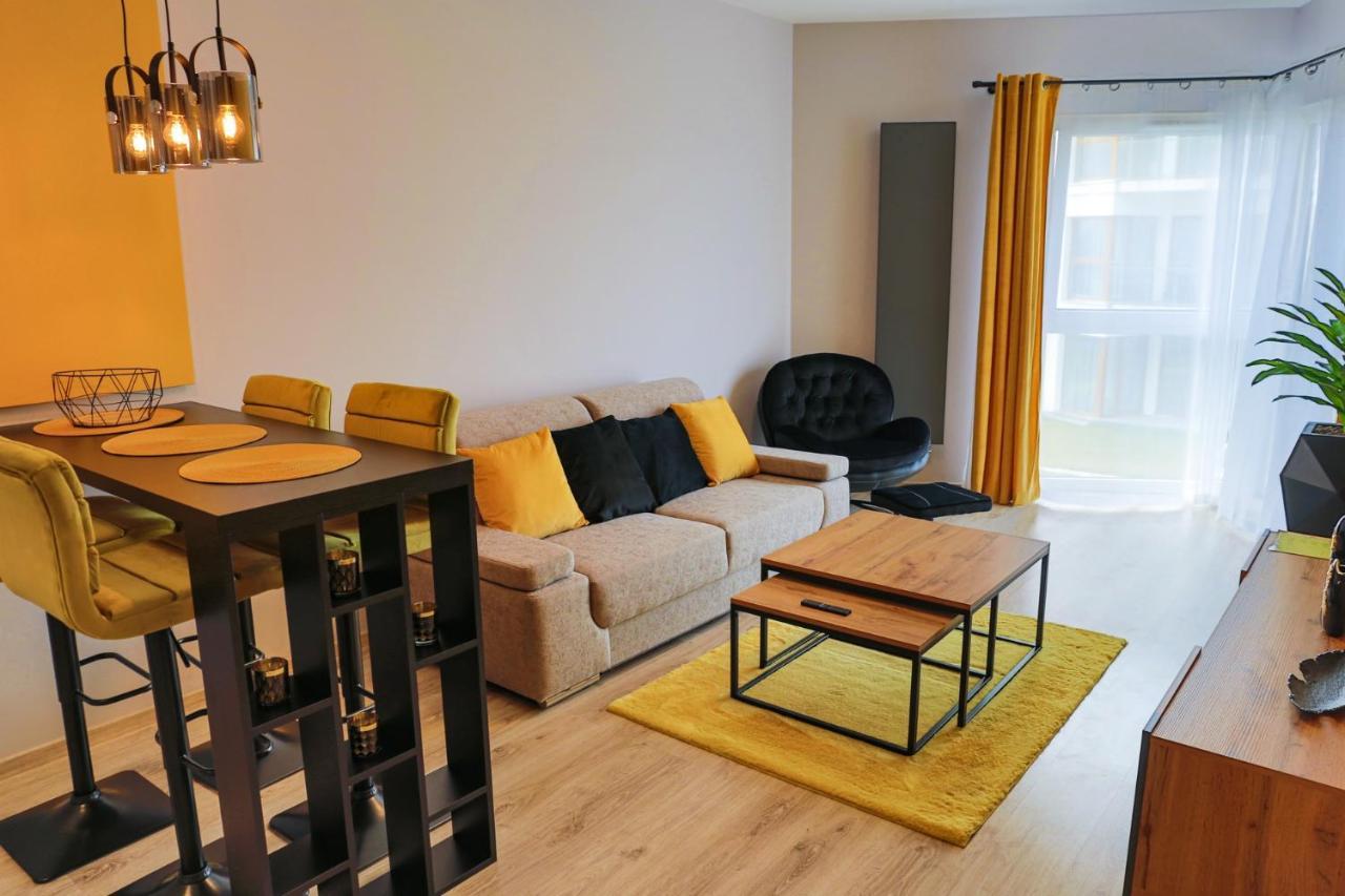 Apartament Elegance Yellow W Let'S Sea Basen&Spa Gąski 외부 사진